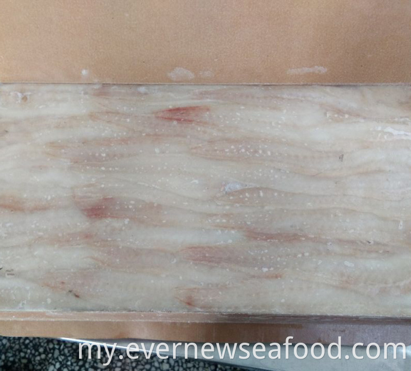 အရည်အသွေးမြင့် အေးခဲထားသော pollock အသားလွှာများပိတ်ဆို့ခြင်း။